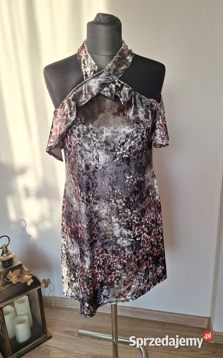 Piękna welurowa sukienka hiszpanka z odkrytymi szary/srebrny Kraków sprzedam