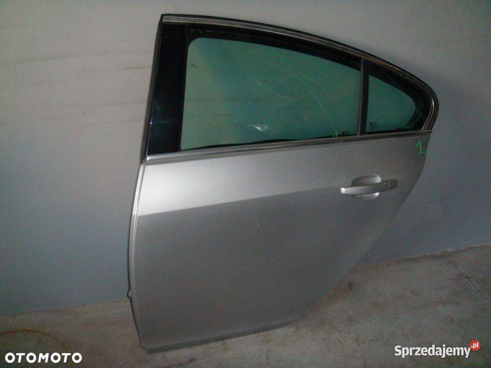 DRZWI LEWY TYŁ OPEL INSIGNIA HB SEDAN 2011 osobowe Włoszczowa