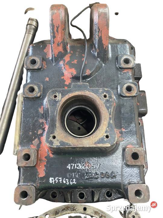 OBUDOWA CNH 47132057 87576362 HOLLAND TM175