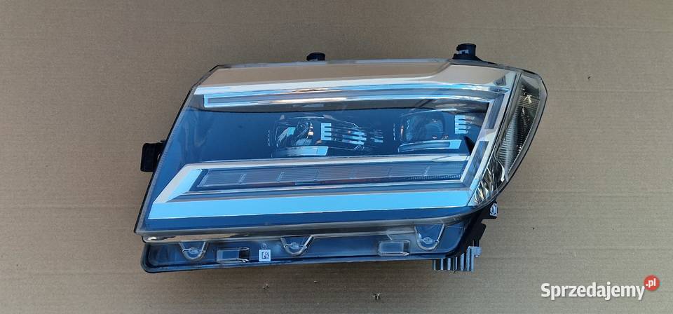VW CRAFTER 7C REFLEKTOR LAMPA LEWA FULL LED lubuskie Bieleń