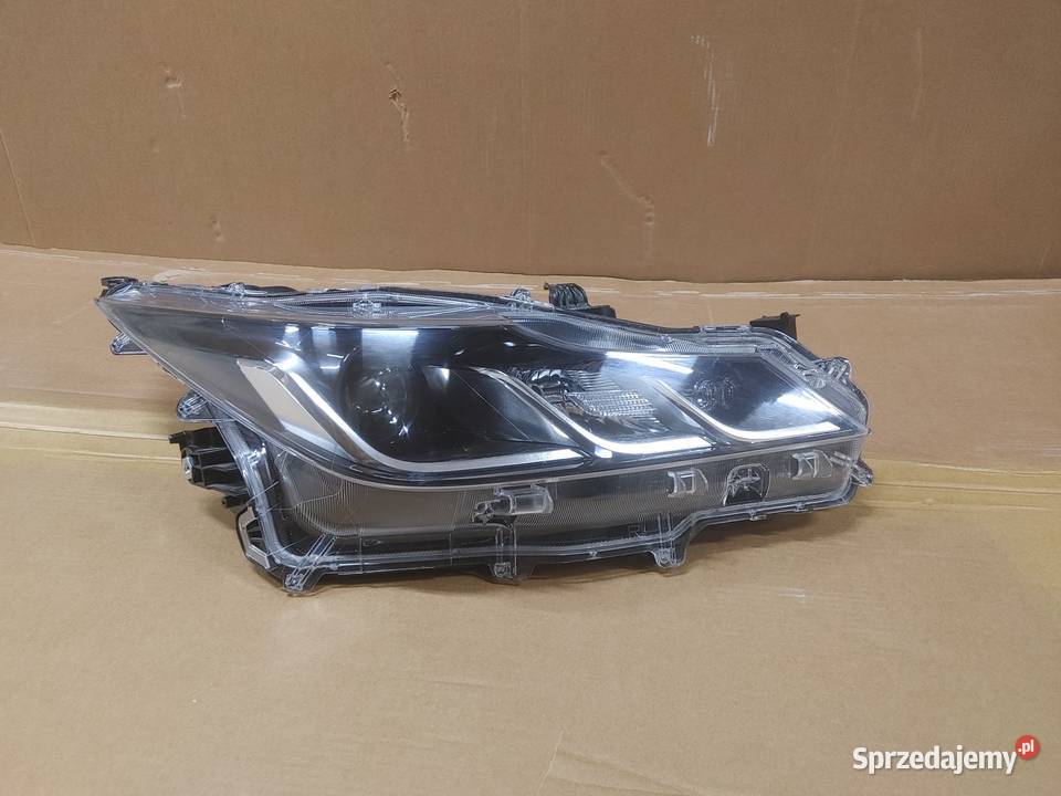 PRAWA LAMPA PRZEDNIA TOYOTA COROLLA XII E21 kujawsko-pomorskie Włocławek sprzedam