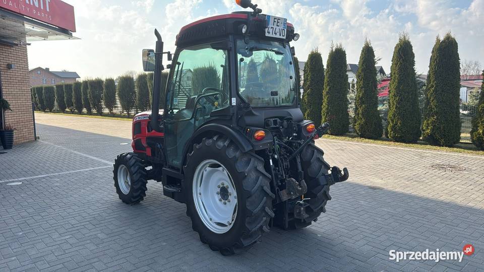 Ciągnik sadowniczy McCormick X450V sprzedam