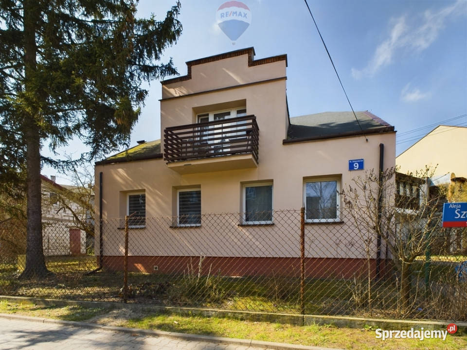 Dwa budynki na jednej działce w lokalizacji Sprzedaż Warszawa