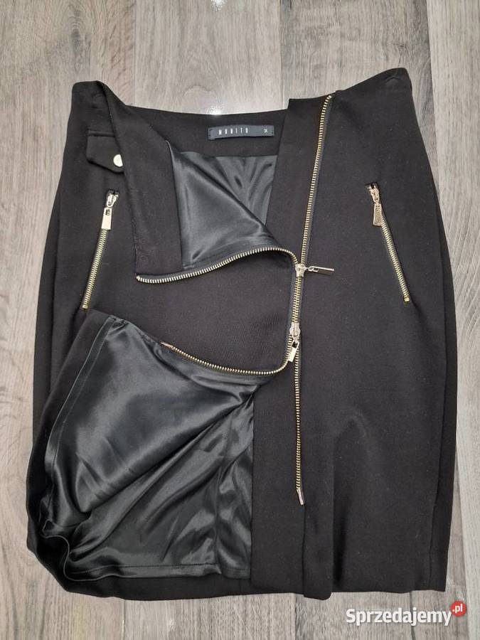 Czarna ołówkowa spodnica S śląskie Żywiec