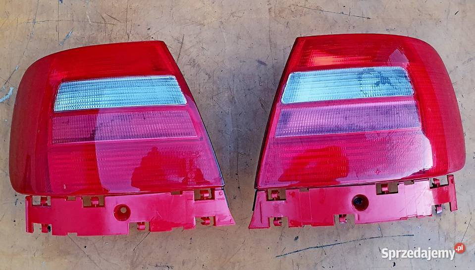 AUDI A4 B5 LAMPY TYŁ LEWA PRAWA SEDAN Radom sprzedam