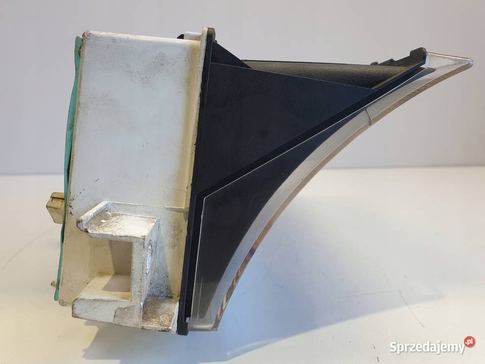 Opel Frontera A 20 LICZNIK ZEGARY 88481604 Części samochodowe Rudka