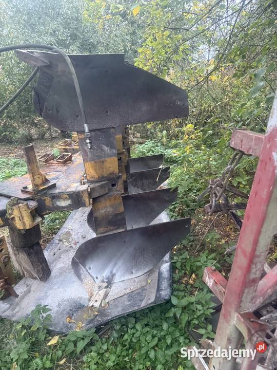 Pług obrotowy 4 skibowy huard RL44 Zezulin Drugi