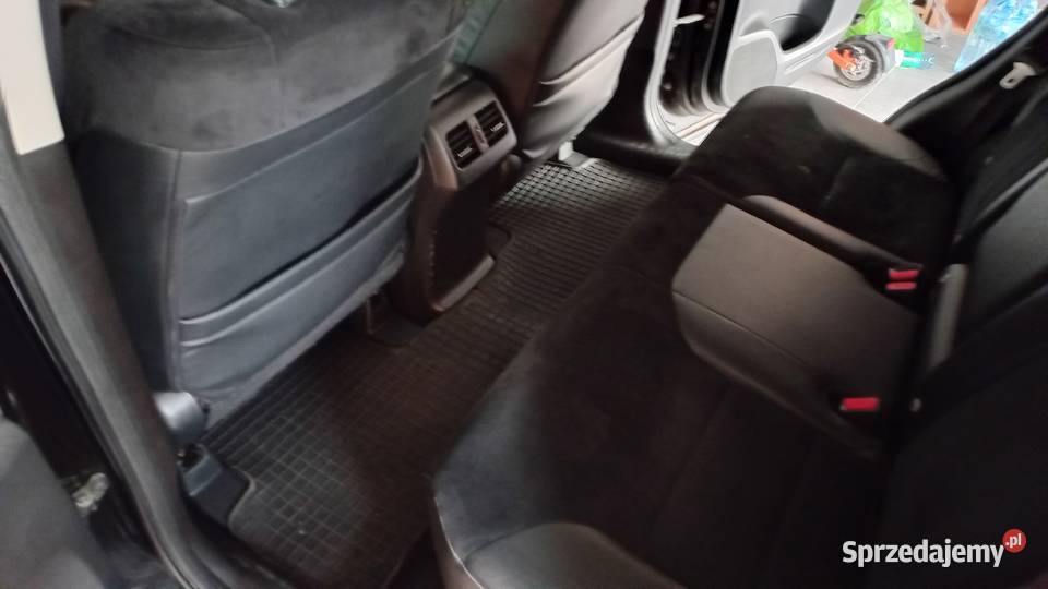 Honda CRV 2013 bezypadkow kupiony w salonie elektrycznie ustawiane fotele