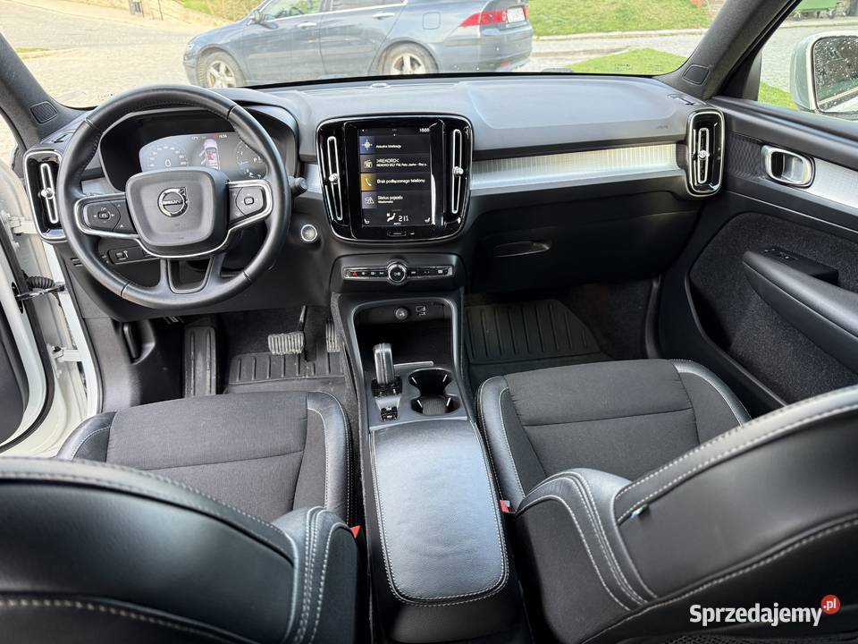 Volvo Xc 40 15 t3 model 2020 Faktura VAT 23 167KM Sandomierz sprzedam