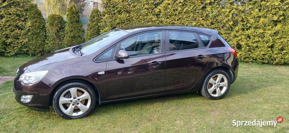 Opel Astra J 17 CDTI 2012 Pruszcz Gdański