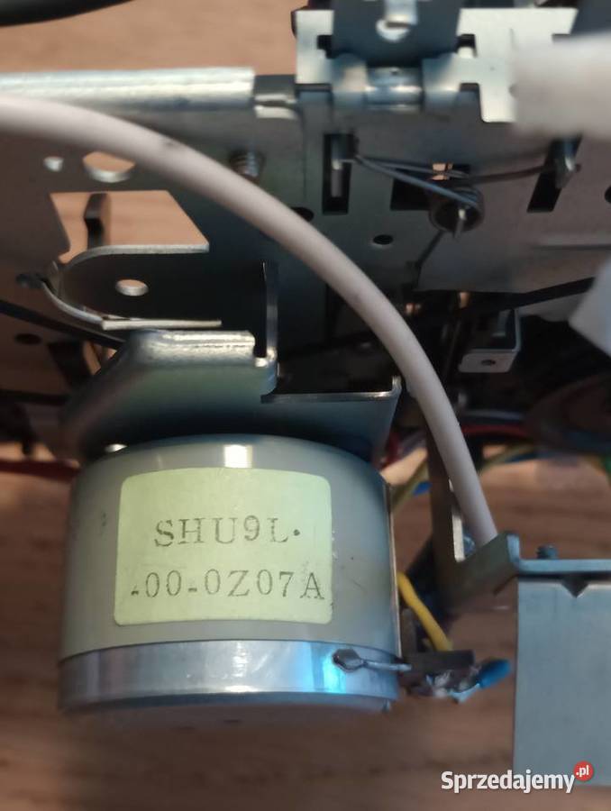 KOMPLETNA MECHANIKA DO MAGNETOFONU DWUKASETOWEGO Wieliczka