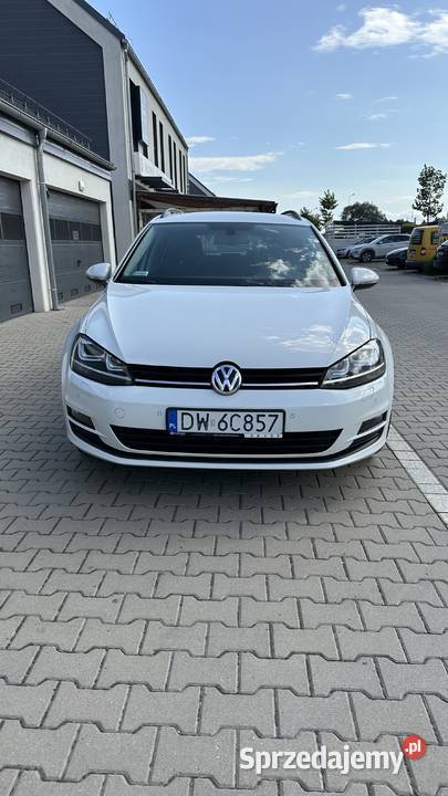 Volkswagen Golf VII kombi - wynajem krótko i długoterminowy Opole,  Katowice, Wrocław - Regina Tour