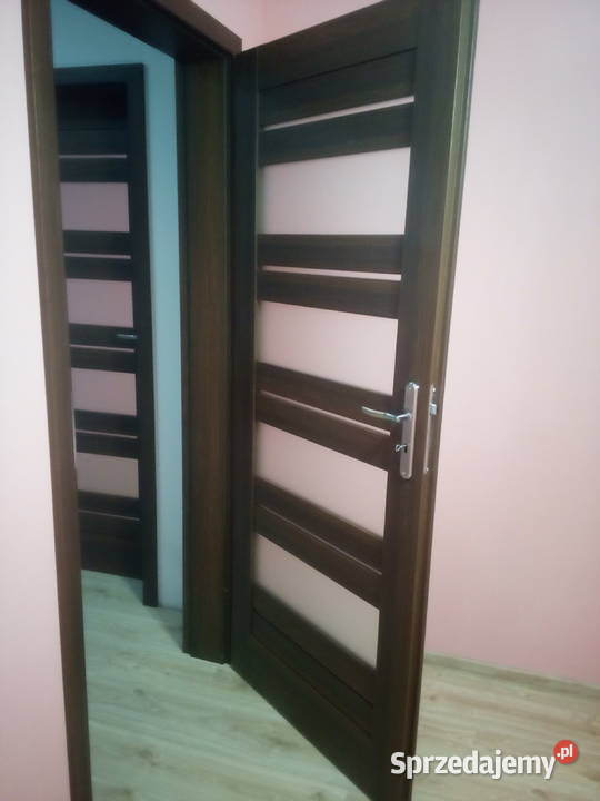 NAKŁADKI MASKUJĄCE STARE FUTRYNY BEZ WYRYWANIA Nowe Miasto nad Pilicą