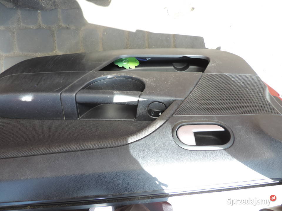 DRZWI PRAWY PRZÓD FORD FIESTA MK6 FL 5D KOLOR T5