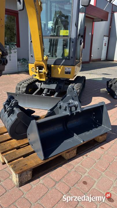 Koparka MiniKoparka XE20E Używana wielkopolskie Królików