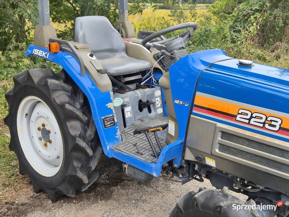 Traktorek ISEKI TF223F 22 44 Wspomaganie Małuszyn sprzedam
