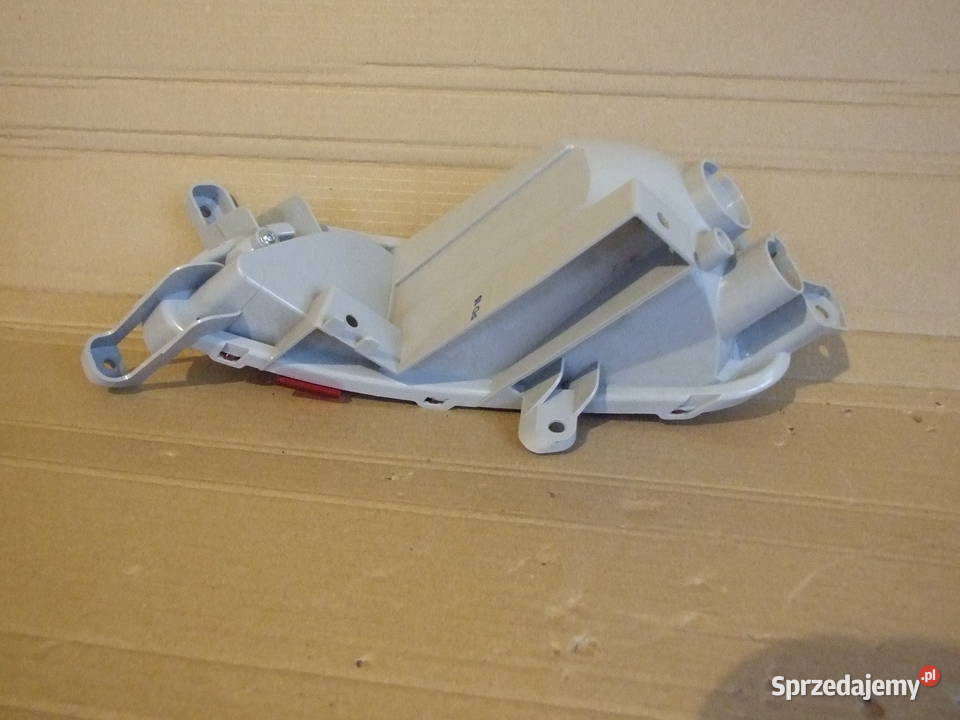 Lampa tył prawa Mazda CX3 osobowe Białystok