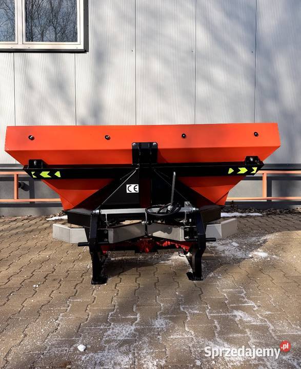 PRECYZYJNY ROZSIEWACZ NAWOZU Olsztyn