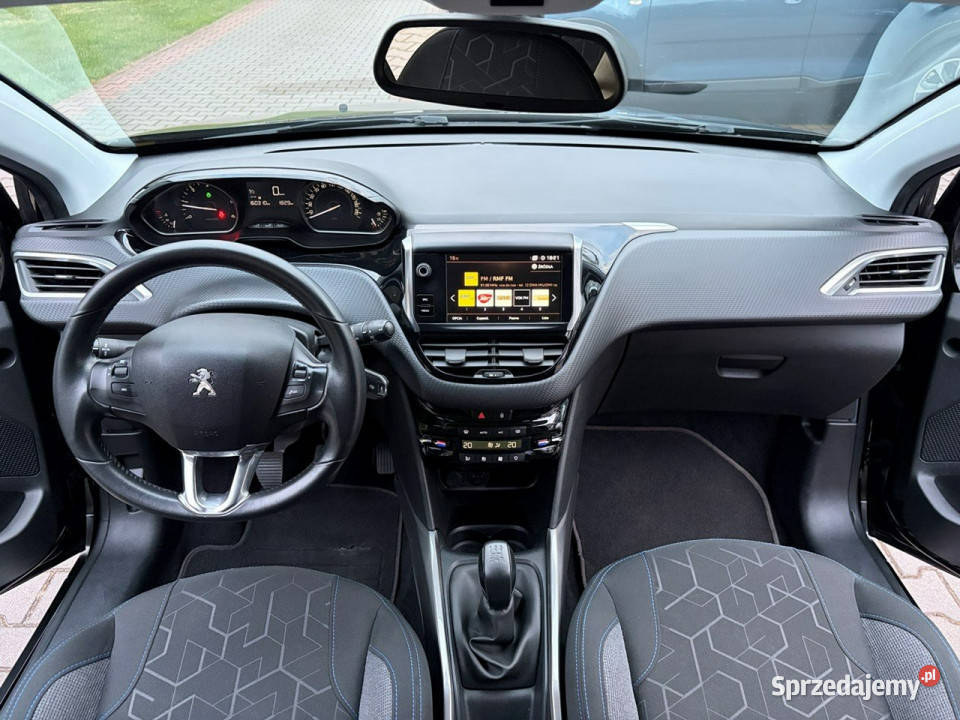 Peugeot 2008 16 HDI 99 Climatronic CarPlay Nowe ESP