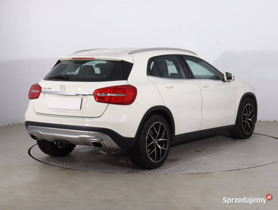 Mercedes GLA GLA 180 Piaseczno sprzedam
