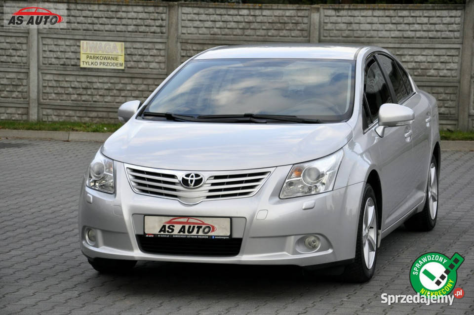 Toyota Avensis Toyota Avensis 18VVTi 147 Węgrów