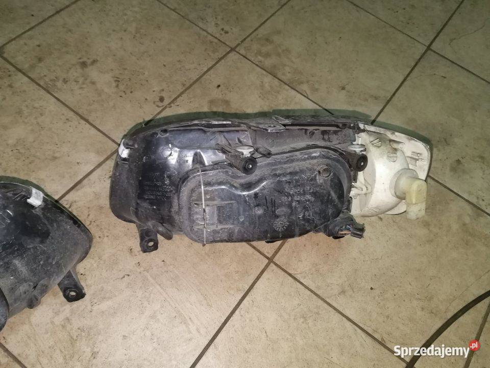 Reflektor lewyprawy Vw Polo 6n2 lift 2000