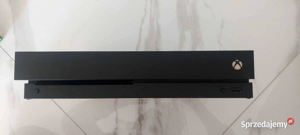 Konsola Xbox oneX 1TB stan Konsole i automaty