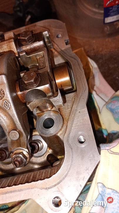 Głowica Dacia sandero 12 16v D4F 734 Porąbka