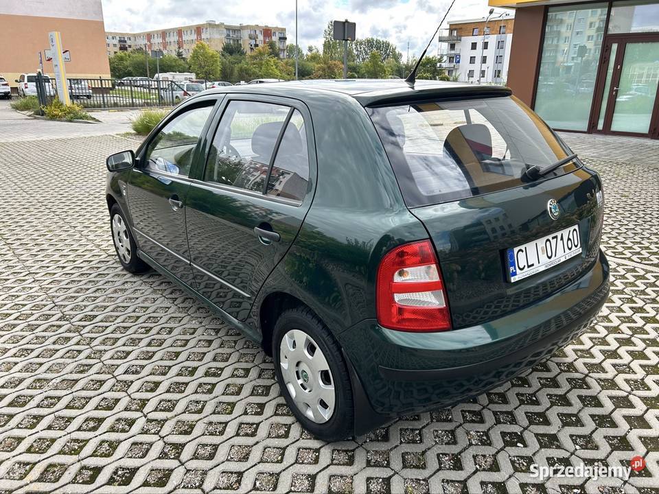 Skoda Fabia 14 MPI 100 przebiegu Salon Polska