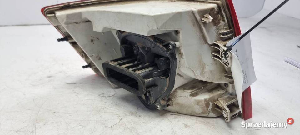 LAMPA PRAWA TYŁ SKODA OCTAVIA III Lipno sprzedam