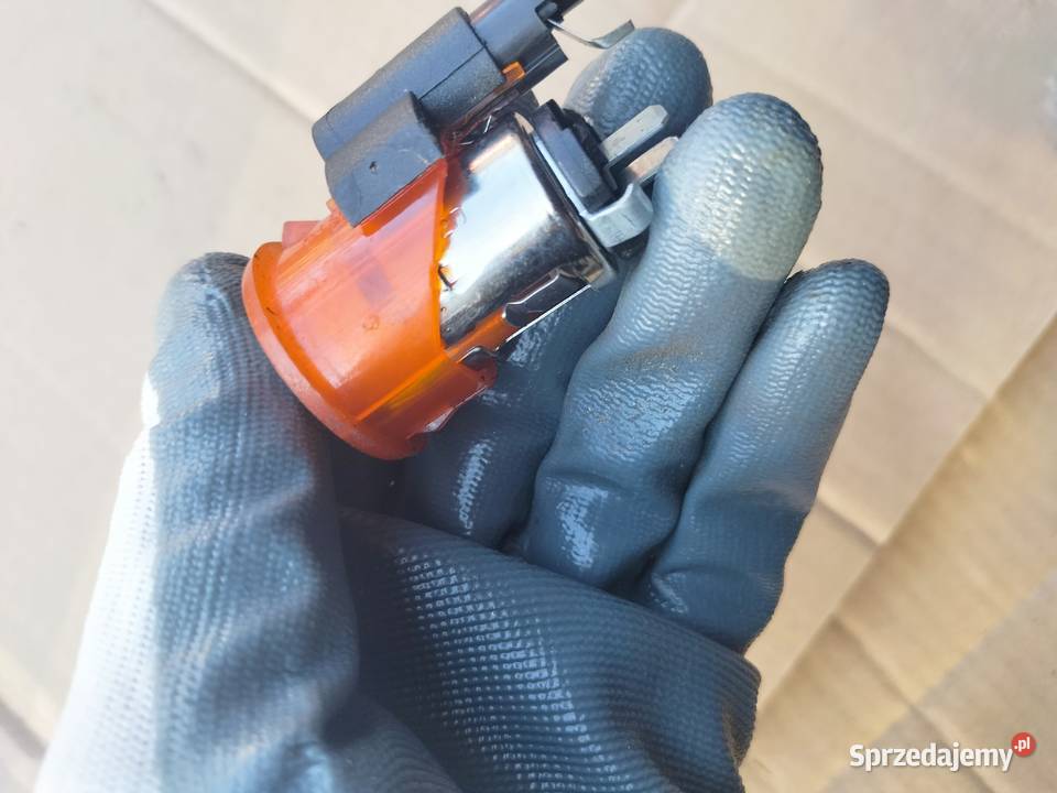 FIAT STILO GNIAZDO ZAPALNICZKI Kamień-Kolonia