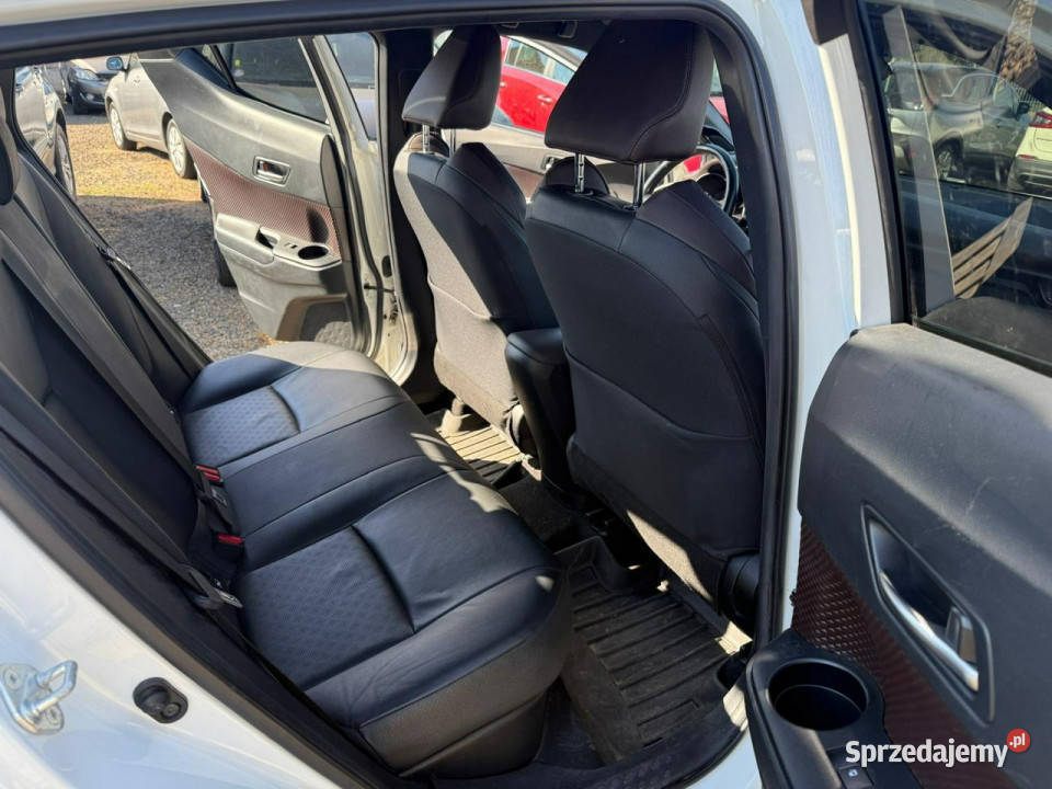 Toyota CHR navi automat hybryda zarejestrowana Zbąszyń