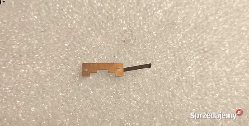 Blaszka kontaktowa prawa BR 107 V 75 T 435 YM 32 Kraków