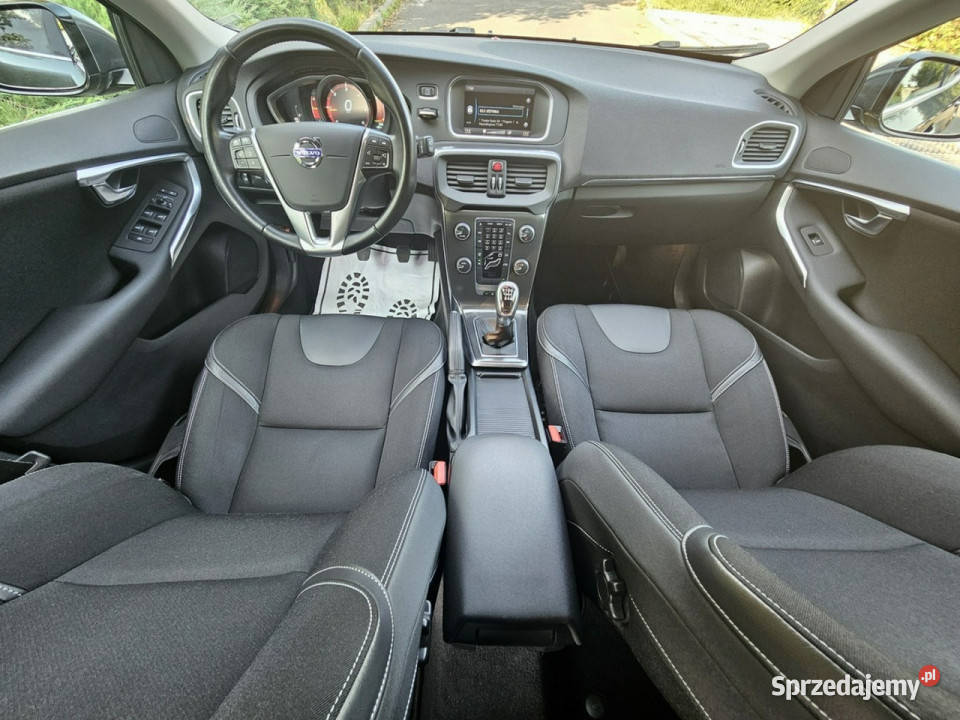 Volvo V40 100 Dealer Serwis Super Stan GWARANCJI nieuszkodzony łódzkie Opoczno