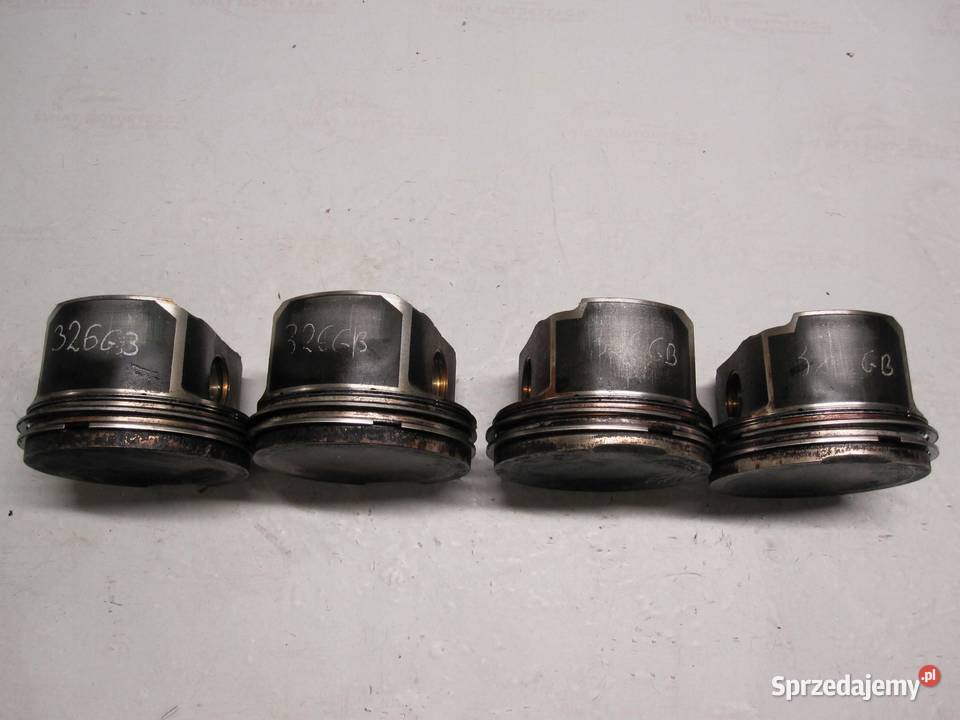 Audi TT 18 T 04r ARY 180 4x4 81P32 81P32 TŁOK Blok silnika