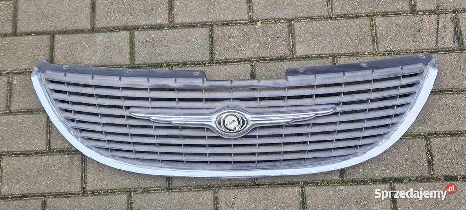 CHRYSLER GRAND VOYAGER 2003 grill atrapa