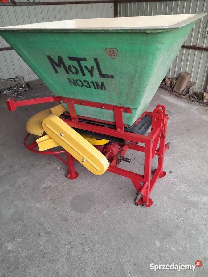 Rozsiewacz nawozu motyl Agromasz lubelskie Ulan-Majorat