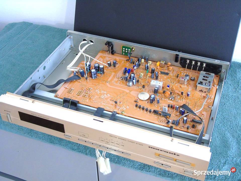 Śliczny tuner Marantz ST525 Vintage WYSYŁKA Elektronika Jasło sprzedam