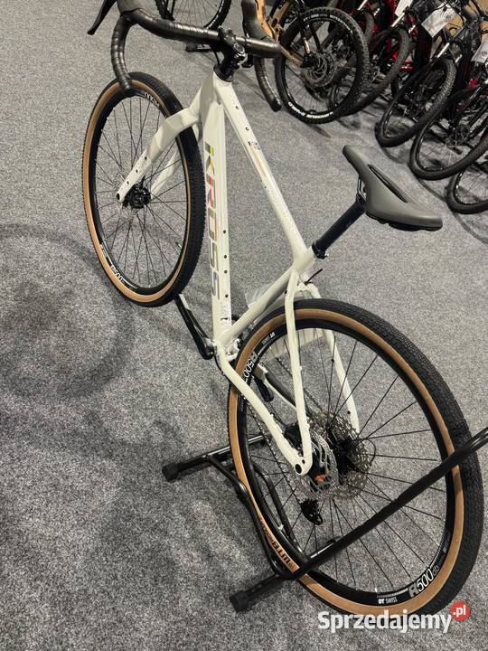 Rower Gravel KROSS Esker 50 ULTRA Rama S18 Raty Rowery Poznań