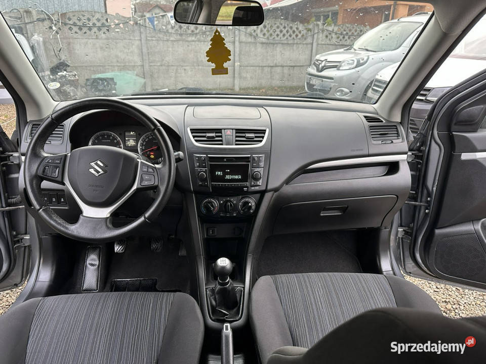 Suzuki Swift klima gwarancja zarejestrowany V lakier metallic Zbąszyń