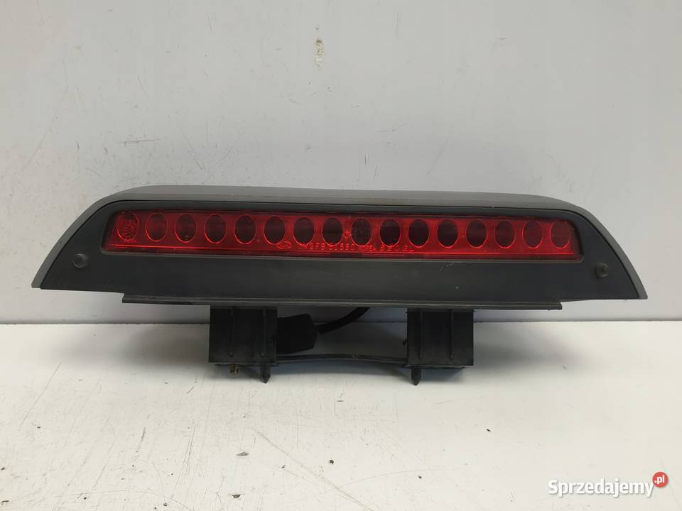Kia Carens II 0206r TRZECIE ŚWIATŁO STOP STOPU Rudka sprzedam