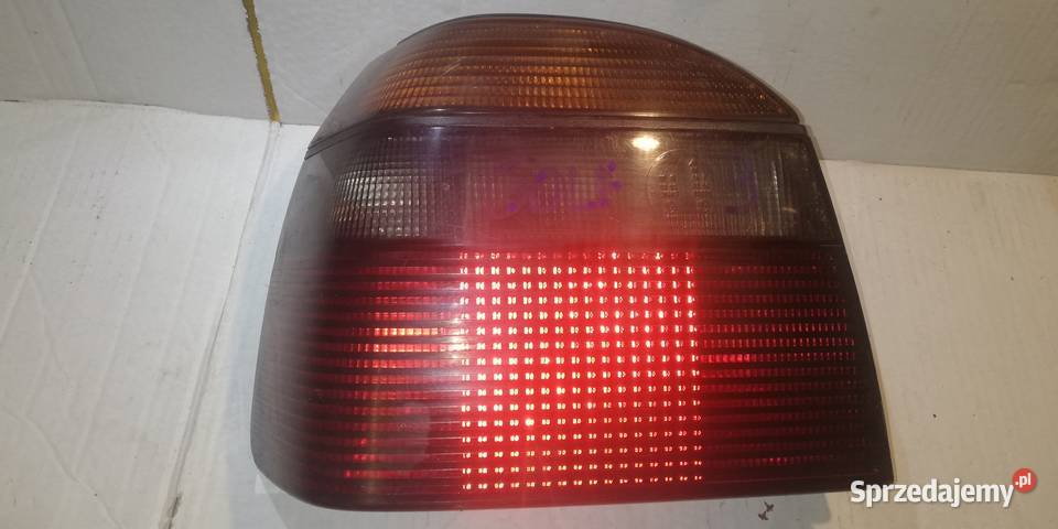 lampa tył lewa VW Golf 3 HB r9197 Piotrków Trybunalski