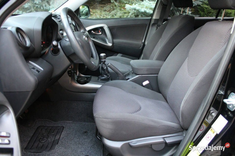 Toyota RAV4 Benzyna 158 Przebieg 120 Opłacony serwisowany w ASO Lubań