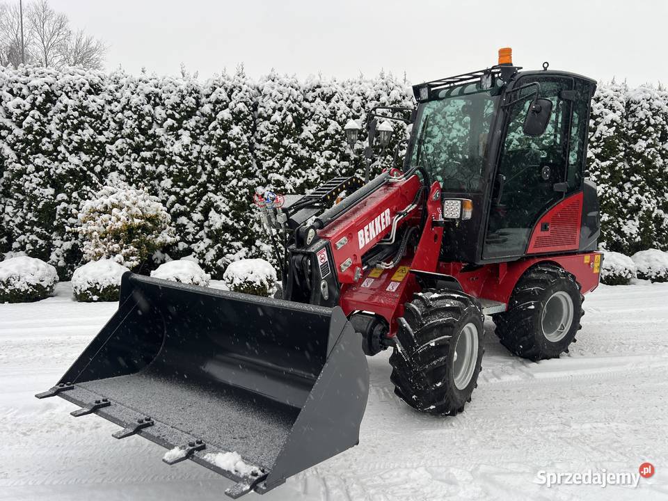 NOWA Mini ładowarka BEKKER K1090T miniładowarka Zambrów