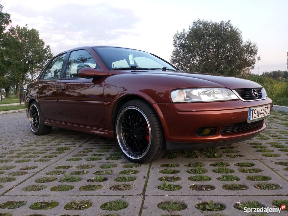 Opel vectra b polift 20 16v bogate wyposażenie świętokrzyskie Sandomierz