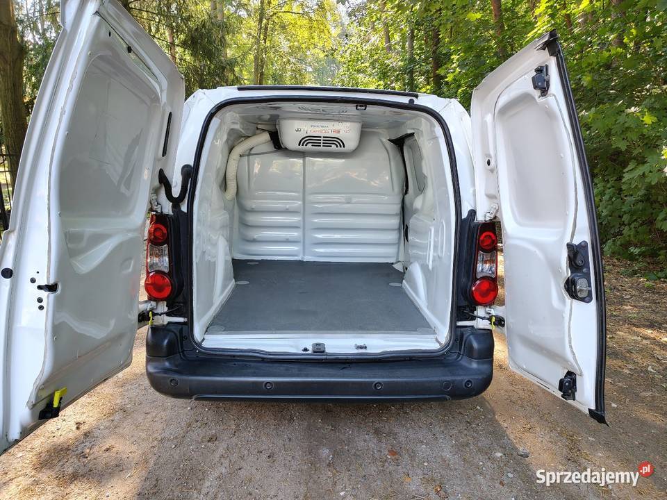 Citroen Berlingo Long chłodnia 16 hdi stan kupiony w Polsce Poznań sprzedam