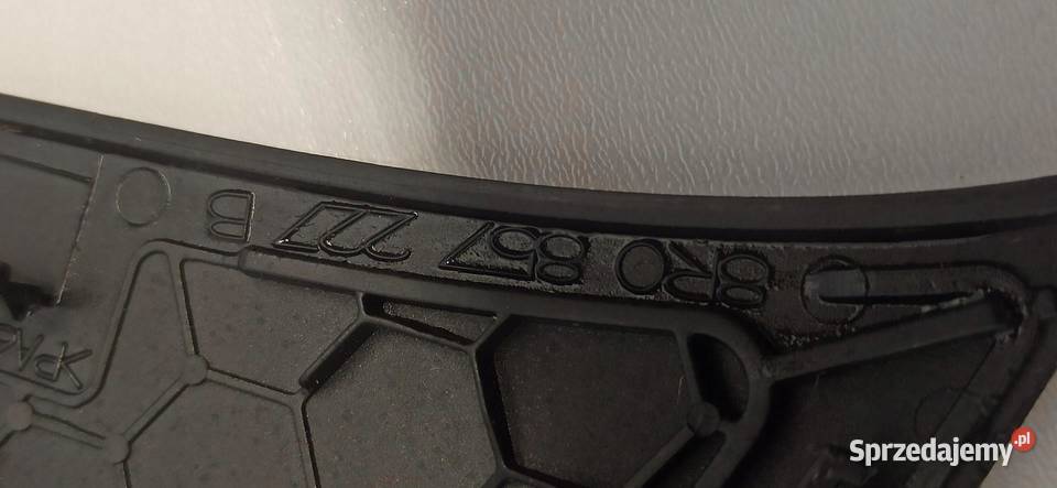 AUDI Q5 OSŁONA GŁOŚNIKA 8R0857227B