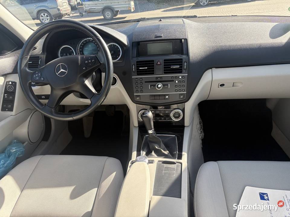 Mercedes C klasa 18 stan sprowadzony Dolna Grupa