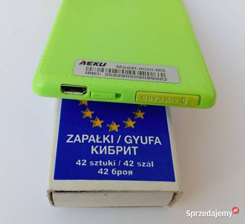 Mini telefon AEKU M5 micro SIM biało zielony 0