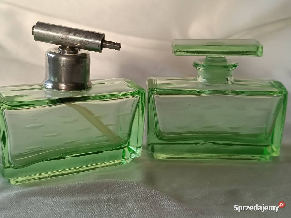 Komplet toaletowy 2 perfumerii z zielonego szkła